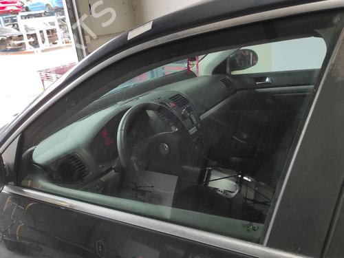 front-left-door-window-vw-jetta-iii-1k2-2004-2005-2006-2007-2008-2009-2010-2011-2012-2013-27666529 main image