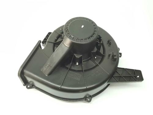 Heater blower motor SEAT IBIZA IV (6J5, 6P1) 1.6 TDI | BP3676106M62 