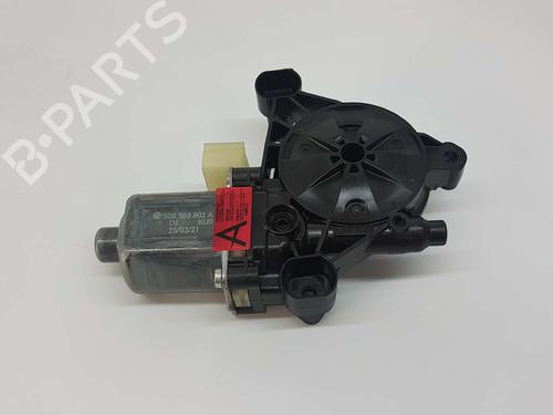 Rudehejsemotor forskærm højre VW GOLF VIII (CD1, DA1) 1.0 eTSI (110 hp) 11528318