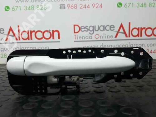 Used Rear right exterior door handle RENAULT MEGANE III Hatchback (BZ0/1_, B3_) 1.5 dCi (BZ09, BZ0D, BZ1W, BZ29, BZ14) (110 hp) 2738900