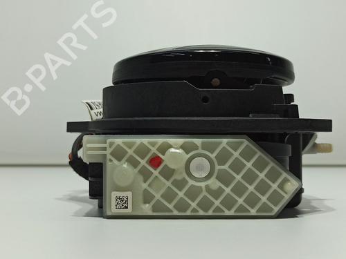 Tailgate handle VW GOLF VIII (CD1, DA1) 1.4 GTE Plug-in Hybrid | BP40107842C132 - Image 2