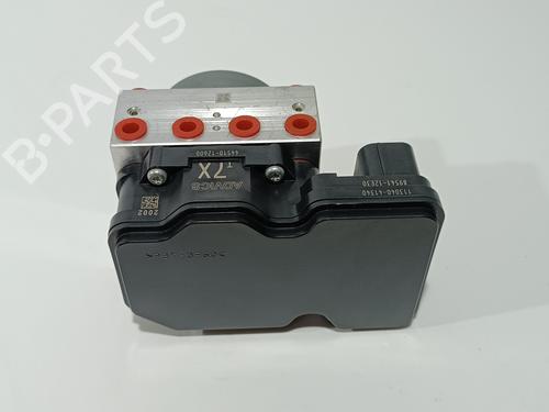 ABS Bremseaggregat TOYOTA COROLLA Hatchback (_E21_, _EA1_, _EH1_)  | BP25610823M43