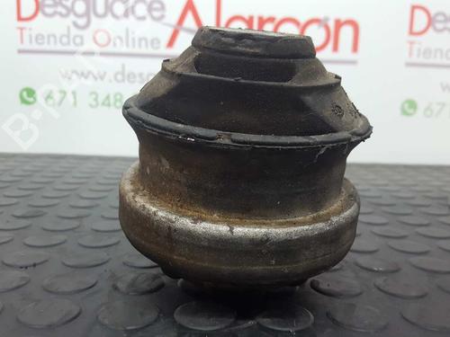 Used Engine mount MERCEDES-BENZ 124 Saloon (W124) 300 D (124.130) (109 hp) 10263691