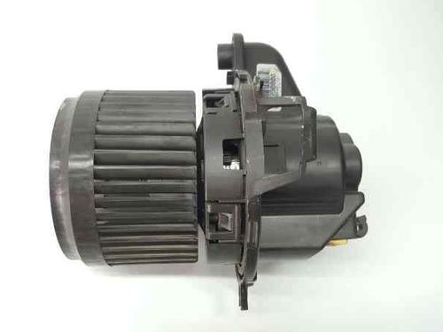 Used Heater blower motor RENAULT CLIO IV (BH_) 1.2 16V (BHA1, BHAK, BHMG, BHMK) (75 hp) 2757842