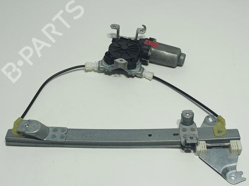 Rudehejsemekanisme Højre bagtil NISSAN QASHQAI I (J10, NJ10) 1.5 dCi (110 hp) 9500902