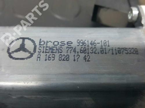 Left front window motor MERCEDES-BENZ B-CLASS Sports Tourer (W245) B 200 CDI (245.208) | BP2738647E21 