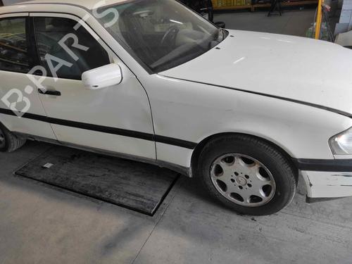 Brugte MERCEDES-BENZ C-CLASS (W202) C 220 D (202.021) (75 hp) 4280380