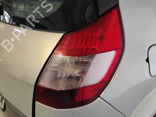 Right taillight RENAULT SCÉNIC II (JM0/1_) 1.6 (JM0C, JM0J, JM1B) | BP26656059C35