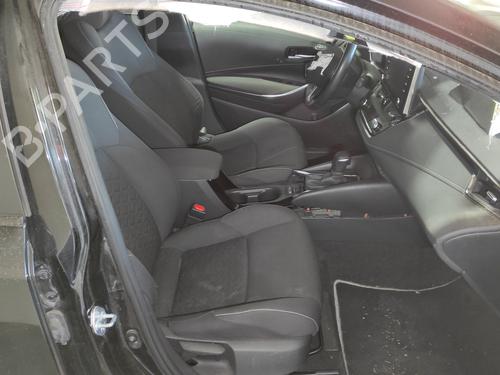 Rear right quarter glass TOYOTA COROLLA Hatchback (_E21_, _EA1_, _EH1_)  | BP22684902C92