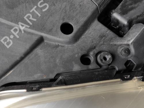 Left headlight TOYOTA AVENSIS Saloon (_T25_) 2.2 D-4D (ADT251_, ADT251R) | BP15894783C28