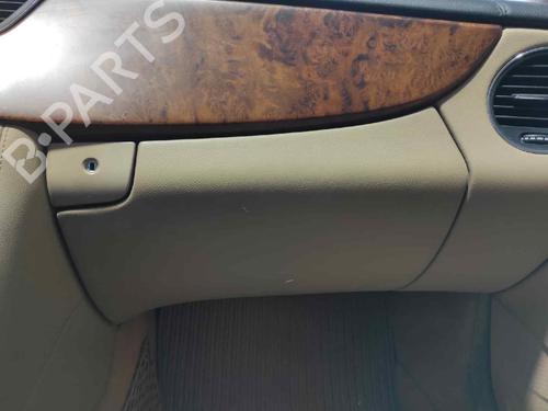 Used Glove box MERCEDES-BENZ CLS (C219) CLS 350 (219.356) (272 hp) 7285943