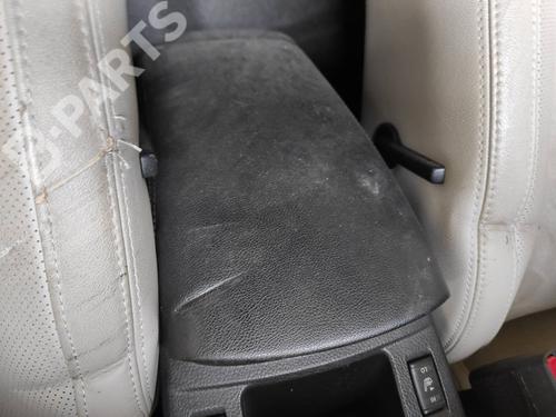 Armrest / Center console NISSAN QASHQAI II SUV (J11, J11_) 1.6 dCi (130 hp)null