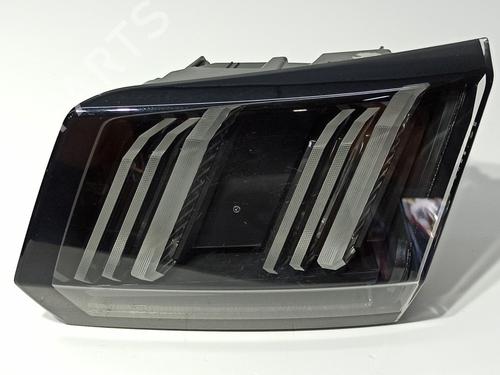 Right taillight PEUGEOT 3008 II SUV (MC_, MR_, MJ_, M4_) 1.5 BlueHDi 130 | BP27489869C35 