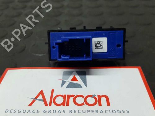 Switch PEUGEOT 208 I (CA_, CC_) 1.2 PureTech 82 | BP14527946I30 