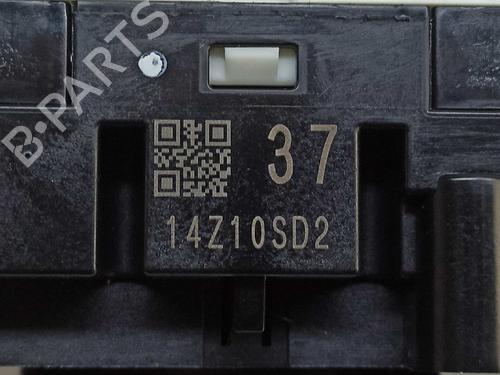 Switch NISSAN PULSAR Hatchback (C13) | BP11388239I30