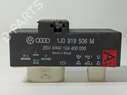 Used Electronic module VW POLO (9N_, 9A_) 1.4 TDI (70 hp) 24378517