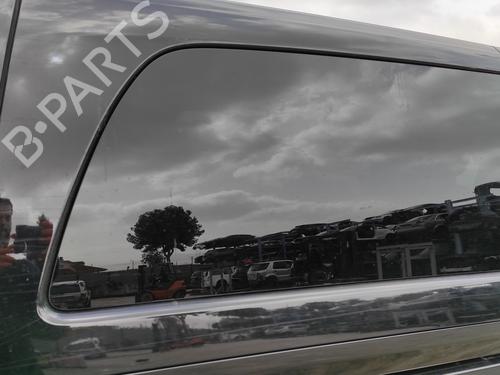 rear-right-quarter-glass-mercedes-benz-v-class-w447-2014-24459962 main image