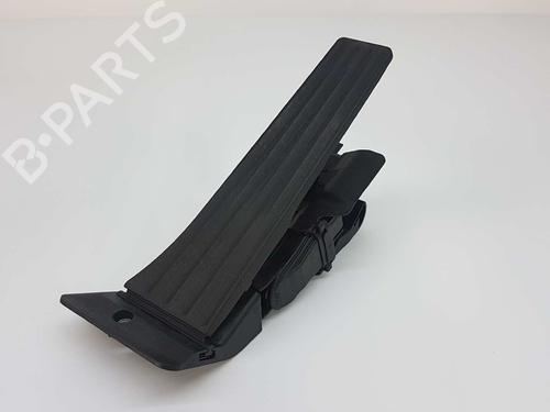 Used Pedal BMW 1 (F21) 116 d (116 hp) 8292359