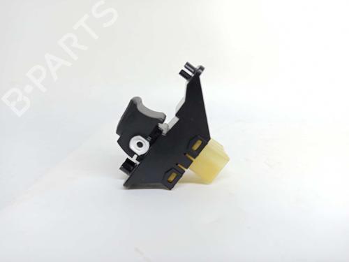 Right rear window switch KIA STONIC (YB) 1.6 CRDi | BP8245319I28