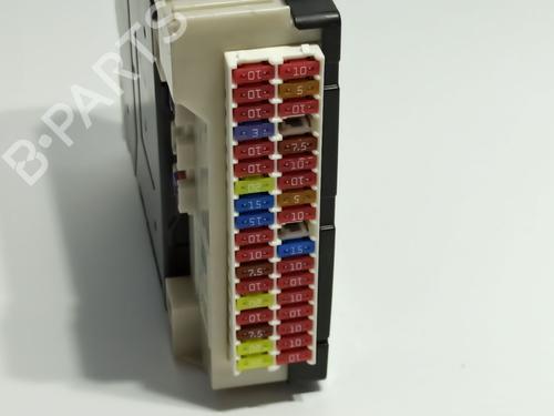 Fuse box TOYOTA COROLLA Hatchback (_E21_, _EA1_, _EH1_) 1.8 Hybrid (ZWE211) | BP36868652E1 - Image 2