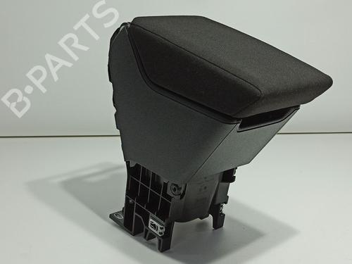 Used Armrest / Center console Armrest / Center console VW TAIGO (CS1) 1.0 TSI (116 hp) 31336119 31336119