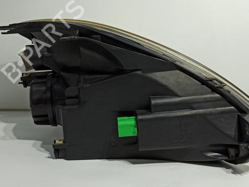 Left headlight FORD FIESTA V (JH_, JD_) 1.4 TDCi | BP12110433C28 