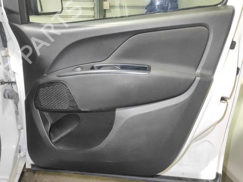 front-right-panel-fiat-doblo-cargo-263_-2010-35953743 main image