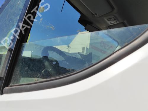 dr-rude-ventre-foran-iveco-daily-vi-platformchassis-2014-28027933 main image