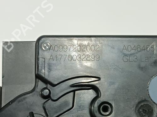 Front right lock MERCEDES-BENZ CLA Shooting Brake (X118) CLA 200 d (118.612) | BP23063037C97