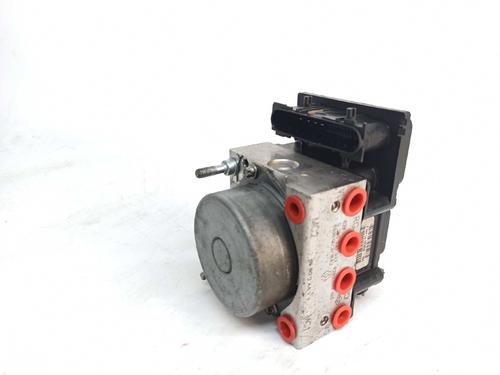 Used ABS pump RENAULT CLIO III (BR0/1, CR0/1) 1.5 dCi (BR17, CR17) (86 hp) 8355428