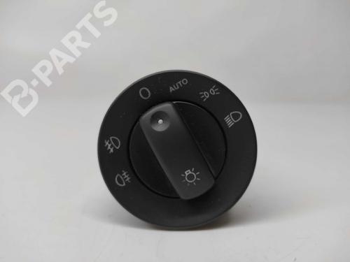 Forlygtekontakt SEAT EXEO (3R2) 2.0 TDI (143 hp) 10659777