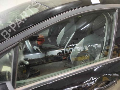 front-left-door-window-nissan-micra-v-k14-15-dci-2016-8915222 main image