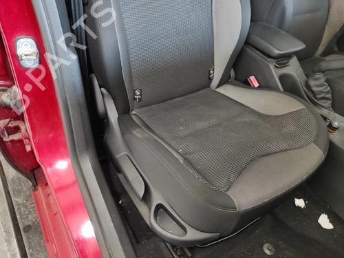Right front seat PEUGEOT 308 I (4A_, 4C_) 1.6 16V | BP13950047C16