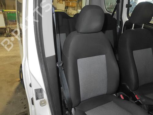 right-front-seat-fiat-doblo-cargo-263_-2010-35953729 main image