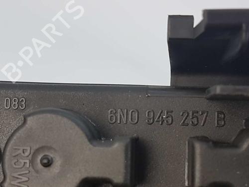Lamp holder VW POLO (6N2) 1.4 16V | BP14537733L10 