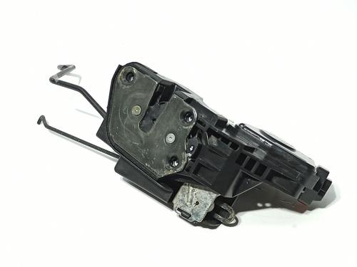 front-left-lock-hyundai-tucson-jm-2004-2005-2006-2007-2008-2009-2010-2011-2012-2013-2014-2015-2016-2017-2018-2019-31940965 main image