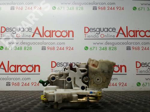 Used Front right lock NISSAN PICK UP (D22) 2.5 Di 4WD (133 hp) 2755889