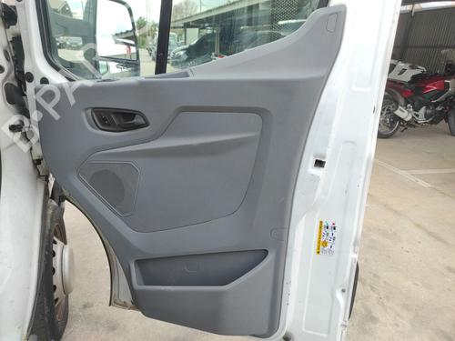 forra-frente-direita-ford-transit-v363-platformchassis-fed-ffd-2013-32329442 main image
