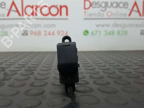 Used Right rear window switch NISSAN PATHFINDER III (R51) 2.5 dCi (174 hp) 2757422
