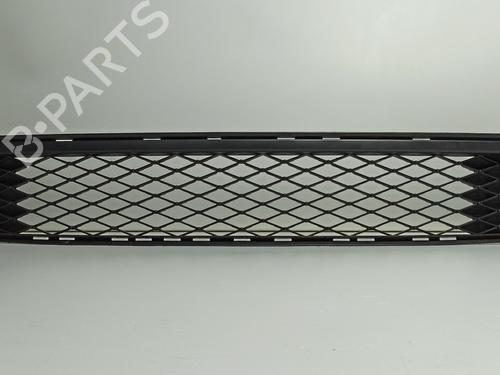 Used Grille TOYOTA AURIS (_E15_) 1.4 D-4D (NDE150_, NDE150R) (90 hp) 22410801