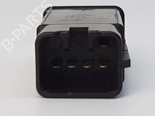 Switch TOYOTA HIACE V Van (TRH2__, KDH2__, LH2__, GDH2__) 2.5 D-4D (KDH200, KDH202, KDH212, KDH222) | BP10264632I30