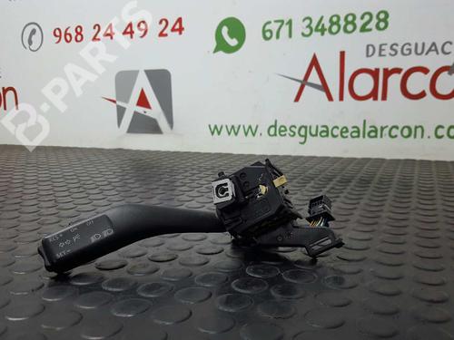Used Steering column stalk SEAT ALTEA (5P1) 1.9 TDI (105 hp) 2729209