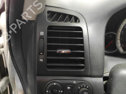 air-vent-chevrolet-captiva-c100-c140-2006-40108164 main image