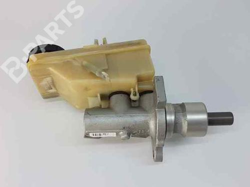 Brake master cylinder JAGUAR S-TYPE II (X200) 3.0 V6 | BP4704863M77 