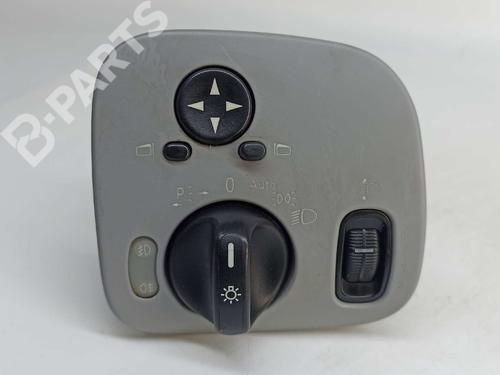 Used Headlight switch MERCEDES-BENZ C-CLASS (W203) C 200 CDI (203.004) (116 hp) 8130415