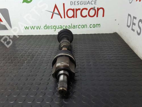 Left front driveshaft HYUNDAI SANTA FÉ I (SM) 2.0 CRDi 4x4 | BP2736776M38