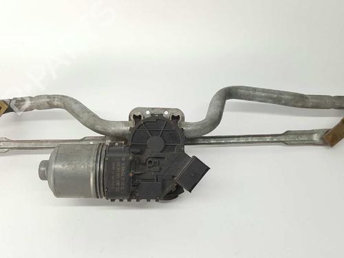 Used Front wiper motor RENAULT CLIO II (BB_, CB_) 1.2 (BB0A, BB0F, BB10, BB1K, BB28, BB2D, BB2H, CB0A,... (58 hp) 2740714