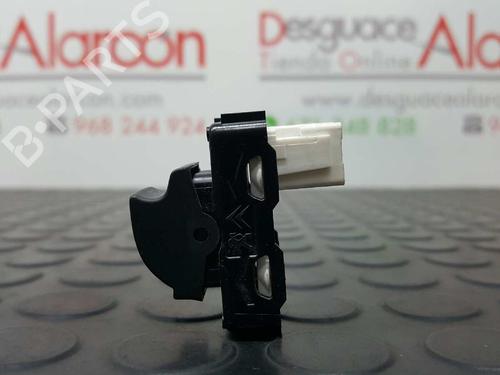 Right rear window switch PEUGEOT 2008 I (CU_) 1.2 THP 110 / PureTech 110 | BP2758580I28