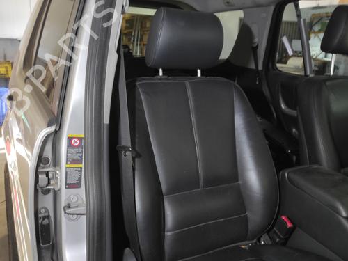 Right front seat MERCEDES-BENZ M-CLASS (W163) ML 270 CDI (163.113) | BP29848323C16