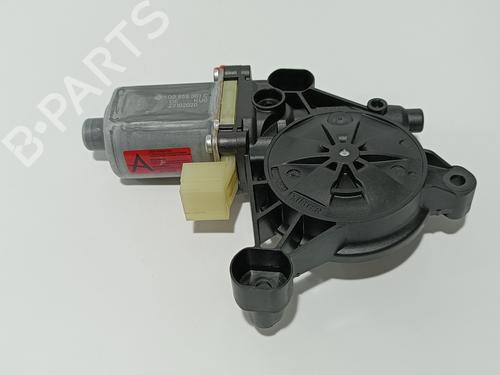 Used Left front window motor SEAT LEON Sportstourer (KL8, KLD) 1.5 TSI (150 hp) 11287317